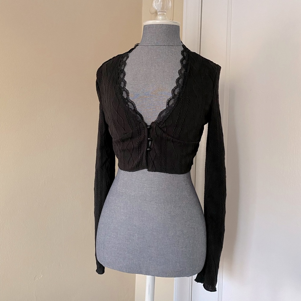 SHEIN Black Lace-Trim Cropped Cardigan
